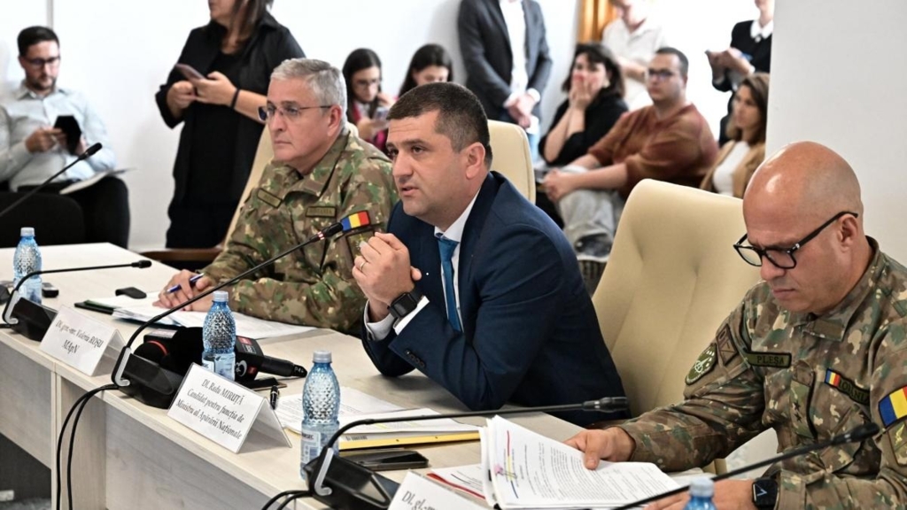 MApN justifică prezența generalilor în uniformă la audierea lui Radu Miruță în Parlament