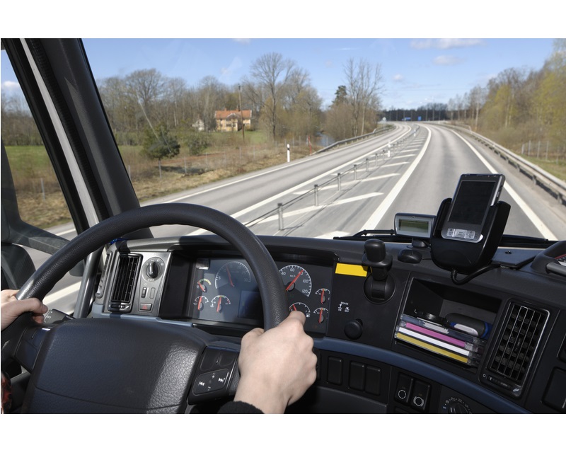 Patronatele cer amânarea amenzilor pentru noul sistem de rovinietă TollRo