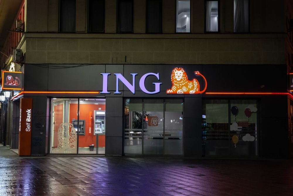 ING Bank România va contesta decizia Consiliului Concurenței în dosarul ROBOR