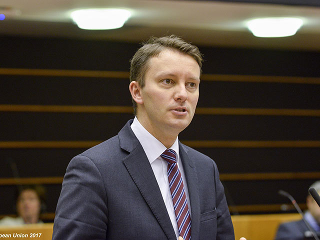 Parlamentul a respins Guvernul condus de Siegfried Mureșan; PSD anunță pregătirea pentru guvernare