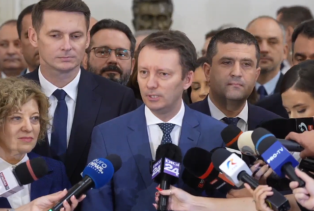 Guvernul desemnat de Siegfried Mureșan a fost respins în Parlament. Așteaptă decizia președintelui