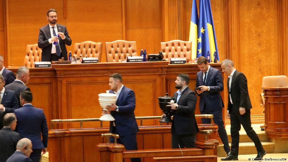 Criza politică de la București: Riscuri economice și de securitate națională pentru România