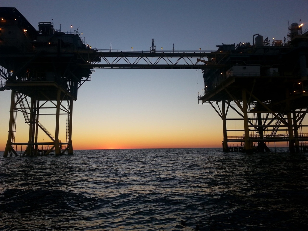 România riscă sancțiuni de la Comisia Europeană pentru nerespectarea normelor de siguranță offshore