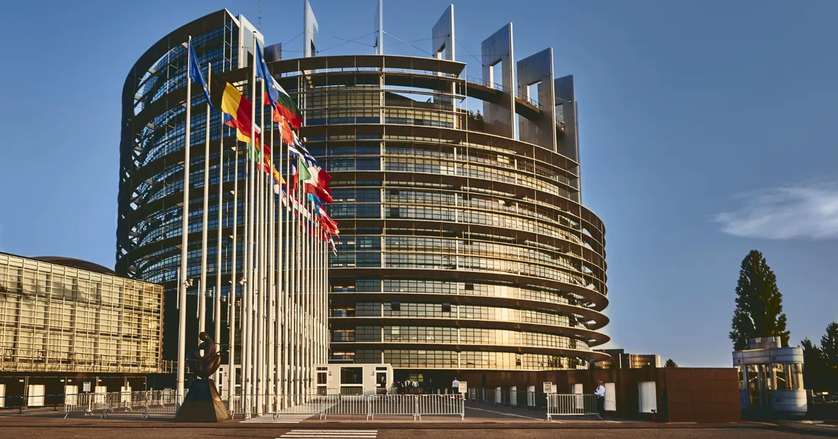 Comisia Europeană alocă peste 210 milioane de euro pentru sprijinirea cercetătorilor și doctoranzilor