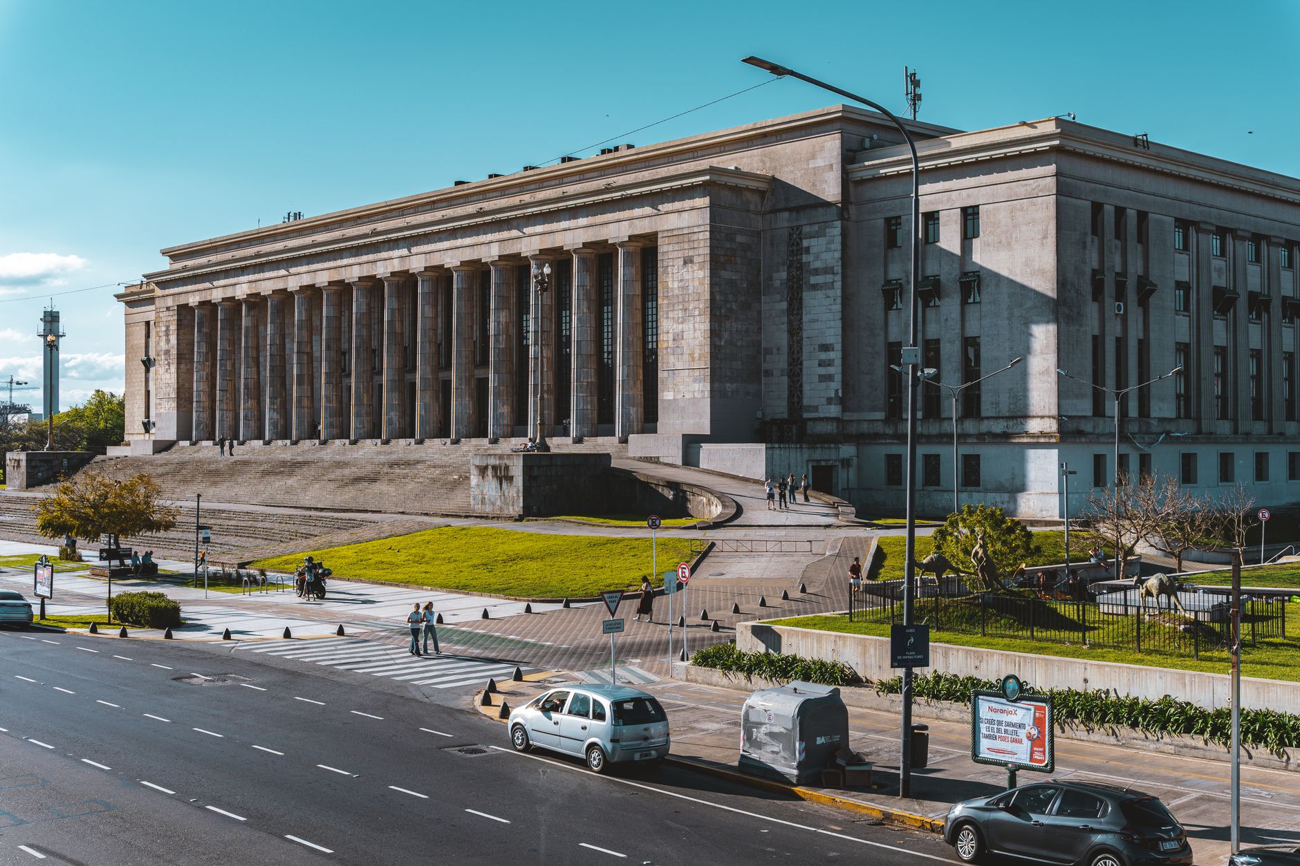Nicușor Dan va desemna luni un nou premier. Există două scenarii pentru formarea Guvernului