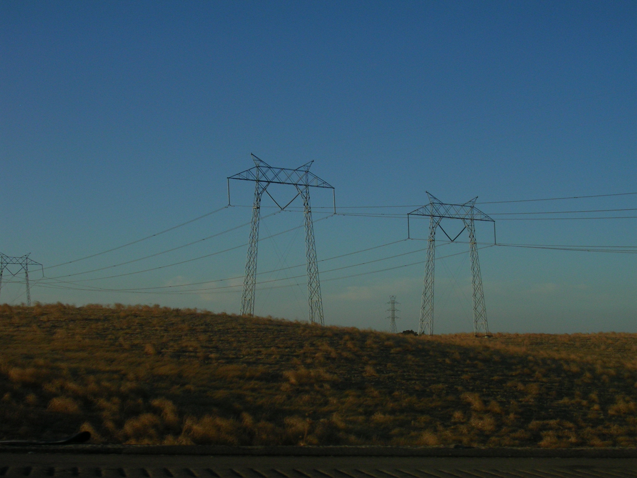 Guvernul prelungește starea de alertă energetică: Centrala de la Cernavodă rămâne oprită