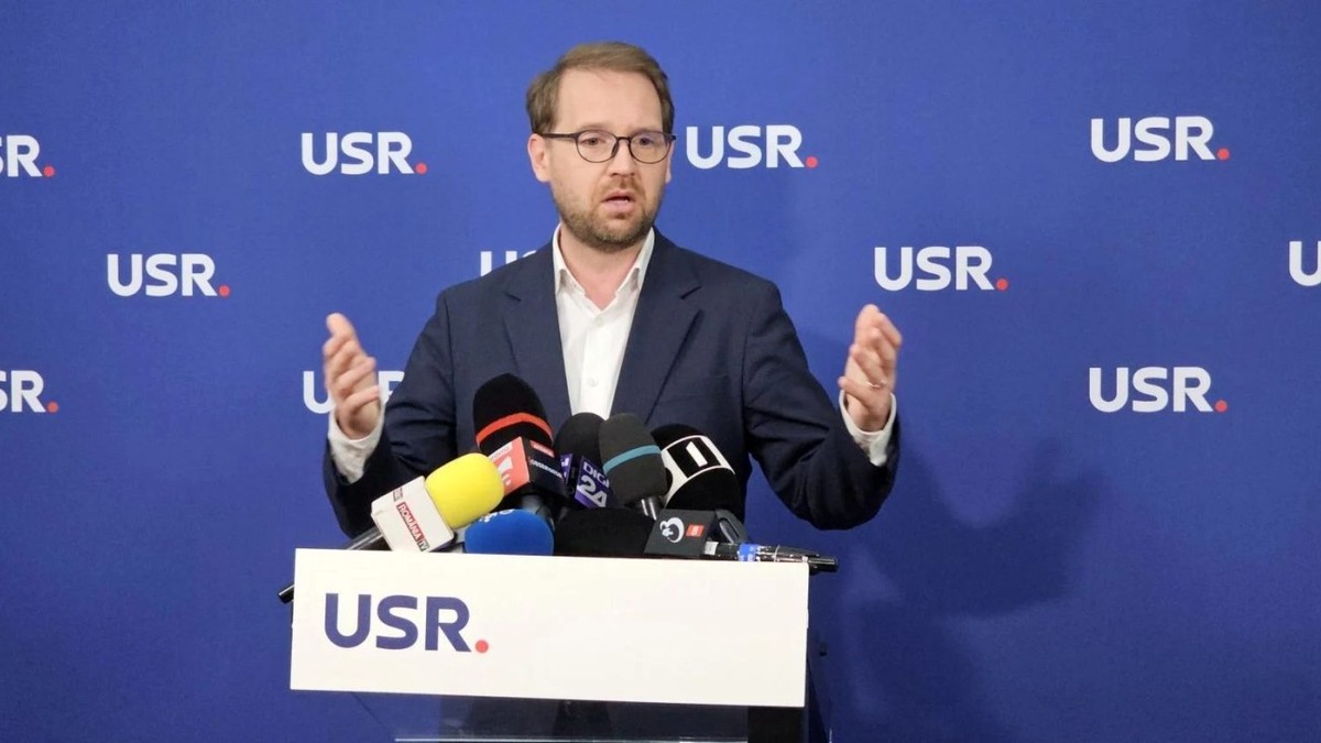 Dominic Fritz cere alegeri anticipate și impune condiții pentru participarea USR la guvernare