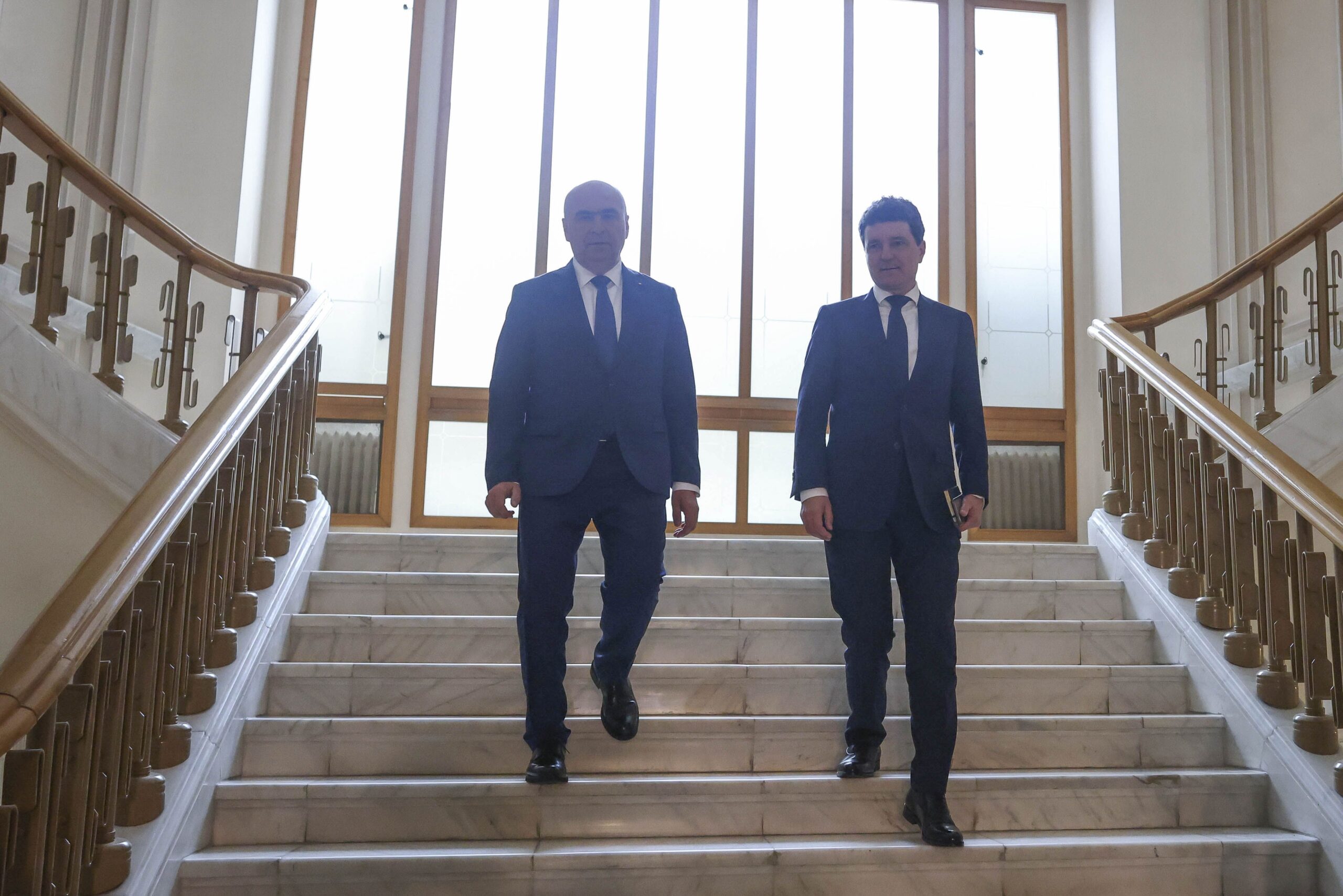 Reacții după menținerea ratingului României de către S&P: Nicușor Dan și Ilie Bolojan avertizează asupra riscurilor