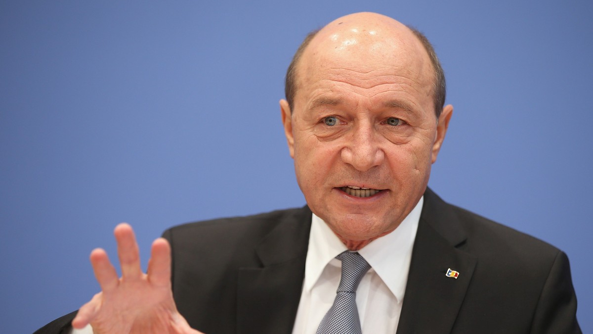 Traian Băsescu propune ipoteza unei candidaturi a Mirabelei Grădinaru la alegerile prezidențiale din 2030