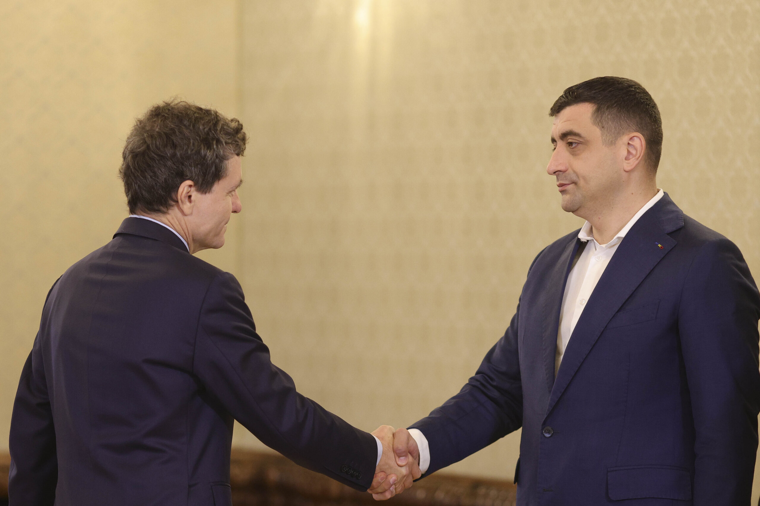 George Simion refuză participarea la consultările de la Cotroceni: „Uzurpatorul nu merită prezența mea”