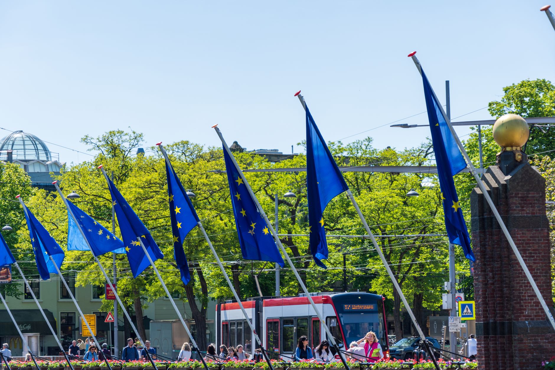 Merz și Macron propun noi instrumente comerciale pentru a proteja piața unică a Uniunii Europene