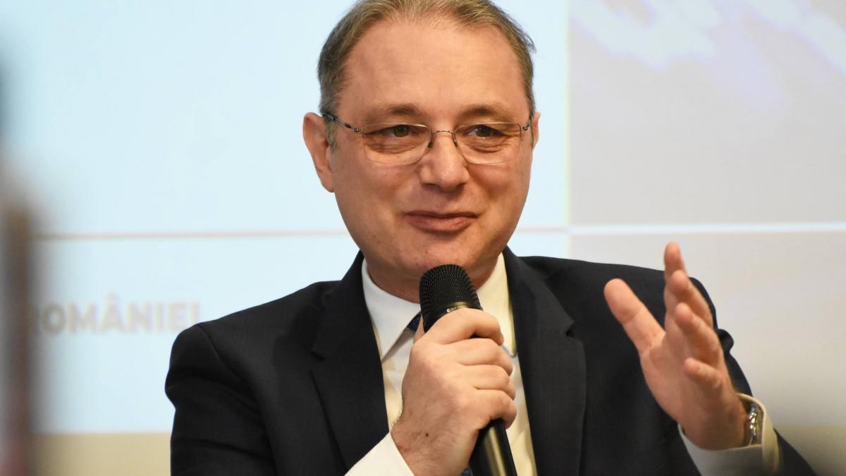 Luca Niculescu a fost desemnat premier de Nicușor Dan. Cine este noul candidat pentru Guvern