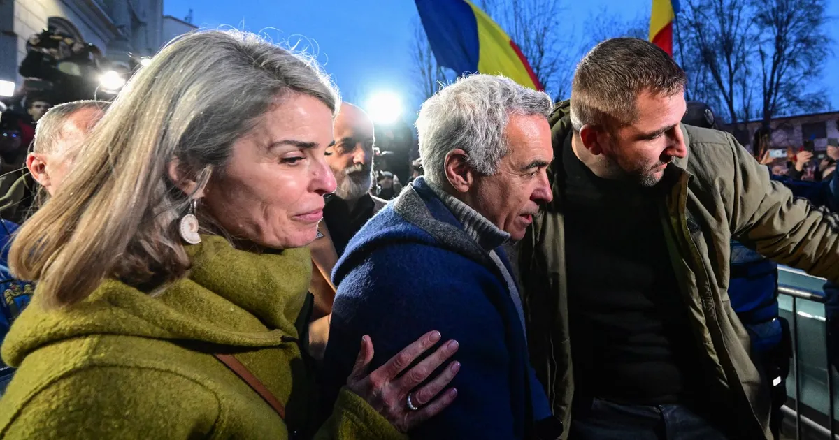Călin Georgescu, adus de la arest la DIICOT. Soția sa, Cristela Georgescu, este chemată la audieri