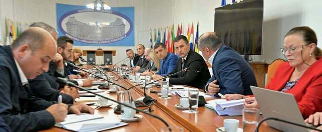 Radu Miruță propune noi reguli de programare pentru exportul cerealelor prin Portul Constanța