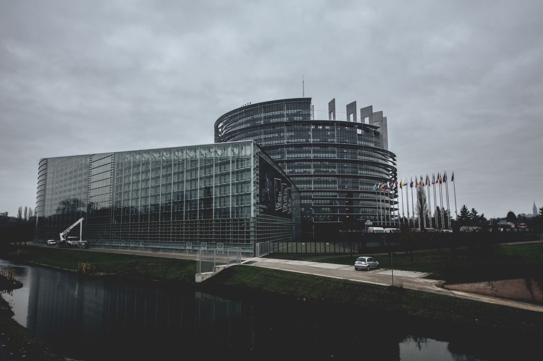 Siegfried Mureșan: Parlamentul European nu va accepta tăieri bugetare care afectează România
