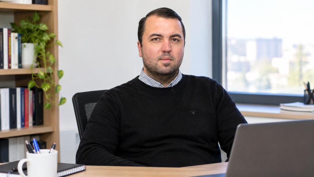 Analiza politologului Eugen Gabor privind viitoarea guvernare: Șanse sub 50% pentru Luca Niculescu