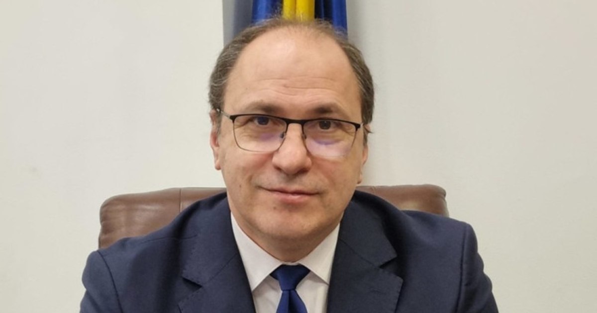Clasa fiului ministrului Educației depășește plafonul legal: 30 de elevi în loc de maximum 24