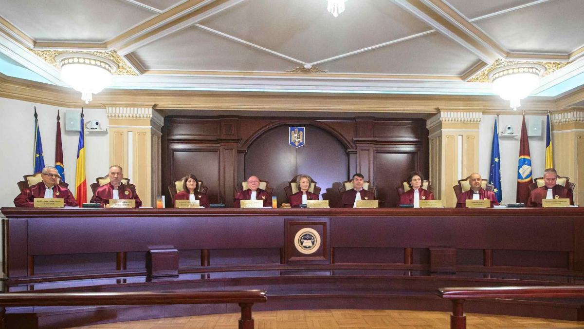 Decizia CCR: Legea privind zonele turistice este neconstituțională. Parlamentul a depășit competența