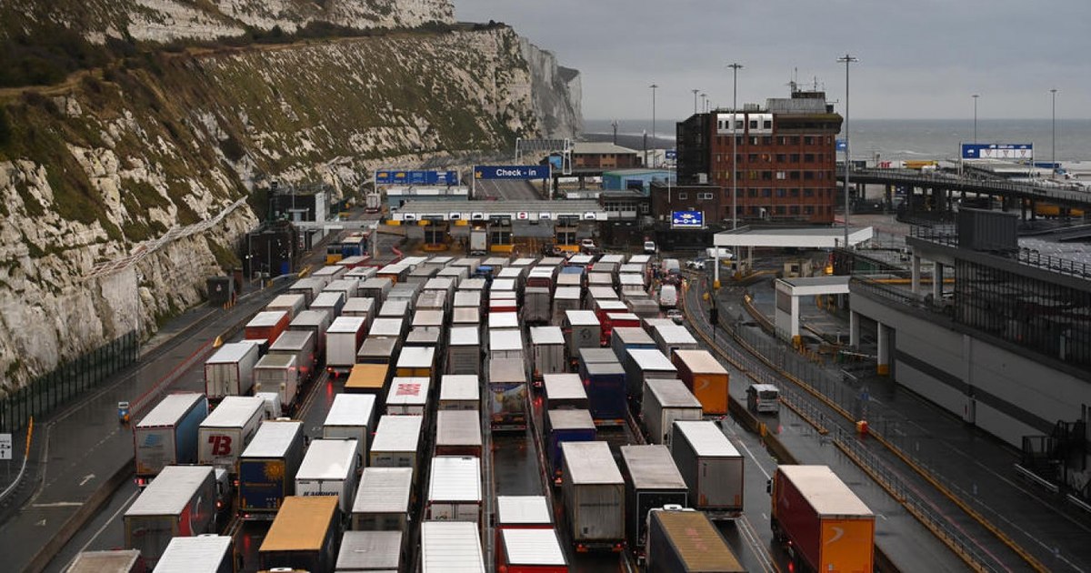 TollRo poate crește prețul transportului cu până la 25%. Transportatorii avertizează cu proteste