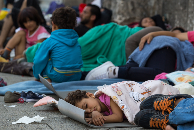 UE aprobă noi proceduri pentru repatrierea rapidă a migranților și consolidarea controlului frontierelor