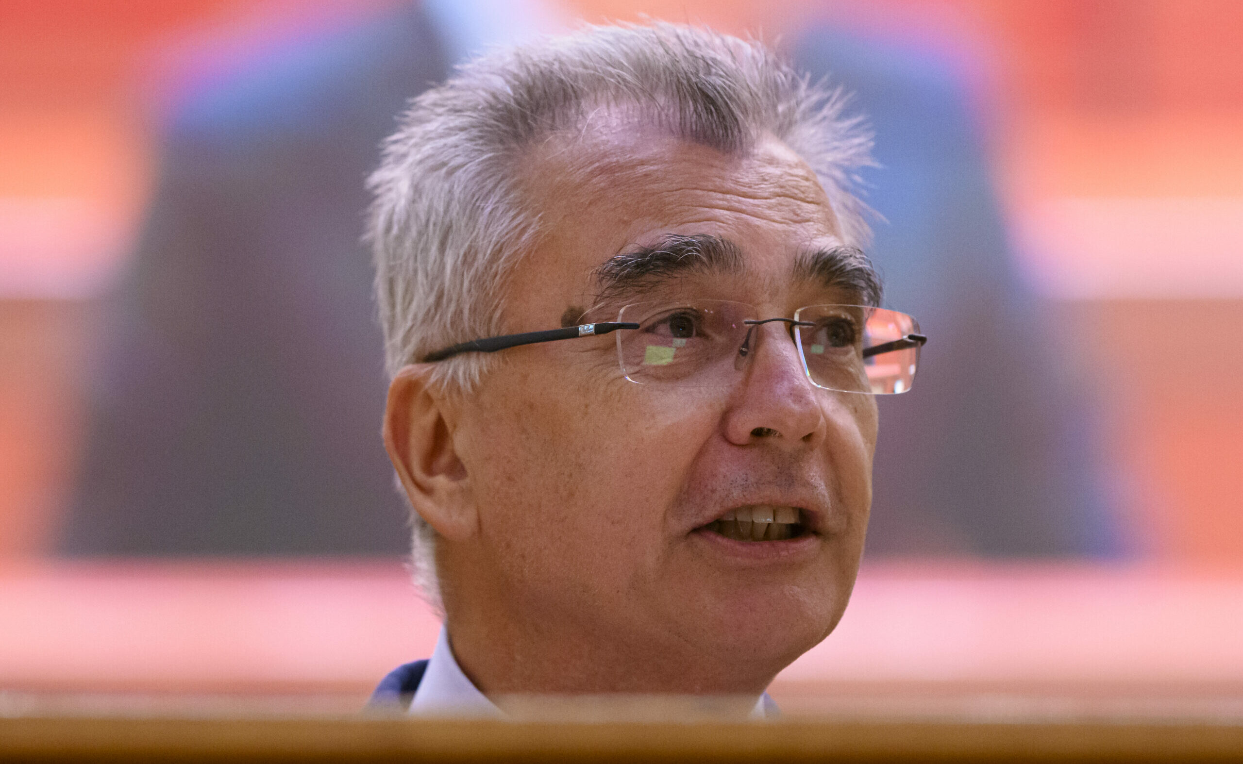 Petrișor Peiu avertizează: România are cea mai mare scădere a activității în servicii din întreaga Uniune Europeană