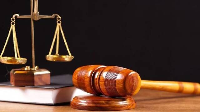 Tribunalul Buzău suspendă deciziile de reorganizare ale Inspectoratului Școlar Județean