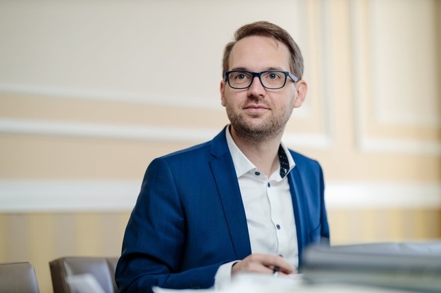 Dominic Fritz caută asistent executiv pentru cabinetul de președinte USR la Timișoara