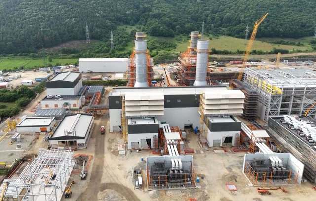 Prima turbină pe gaz de la Mintia a fost pornită. Centrala de 1.700 MW se apropie de funcționare