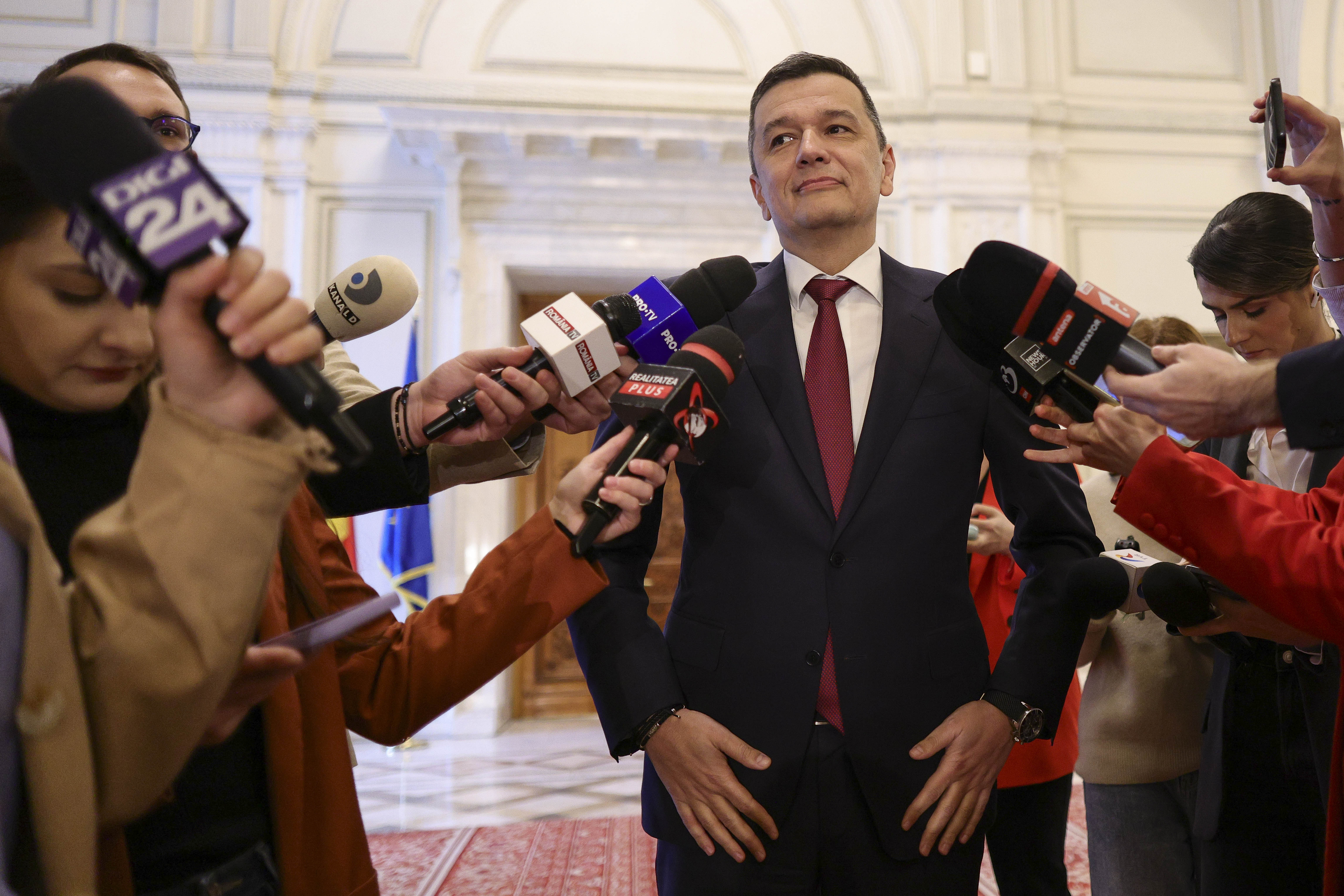 Sorin Grindeanu solicită premierului desemnat Luca Niculescu transparență fiscală în Parlament