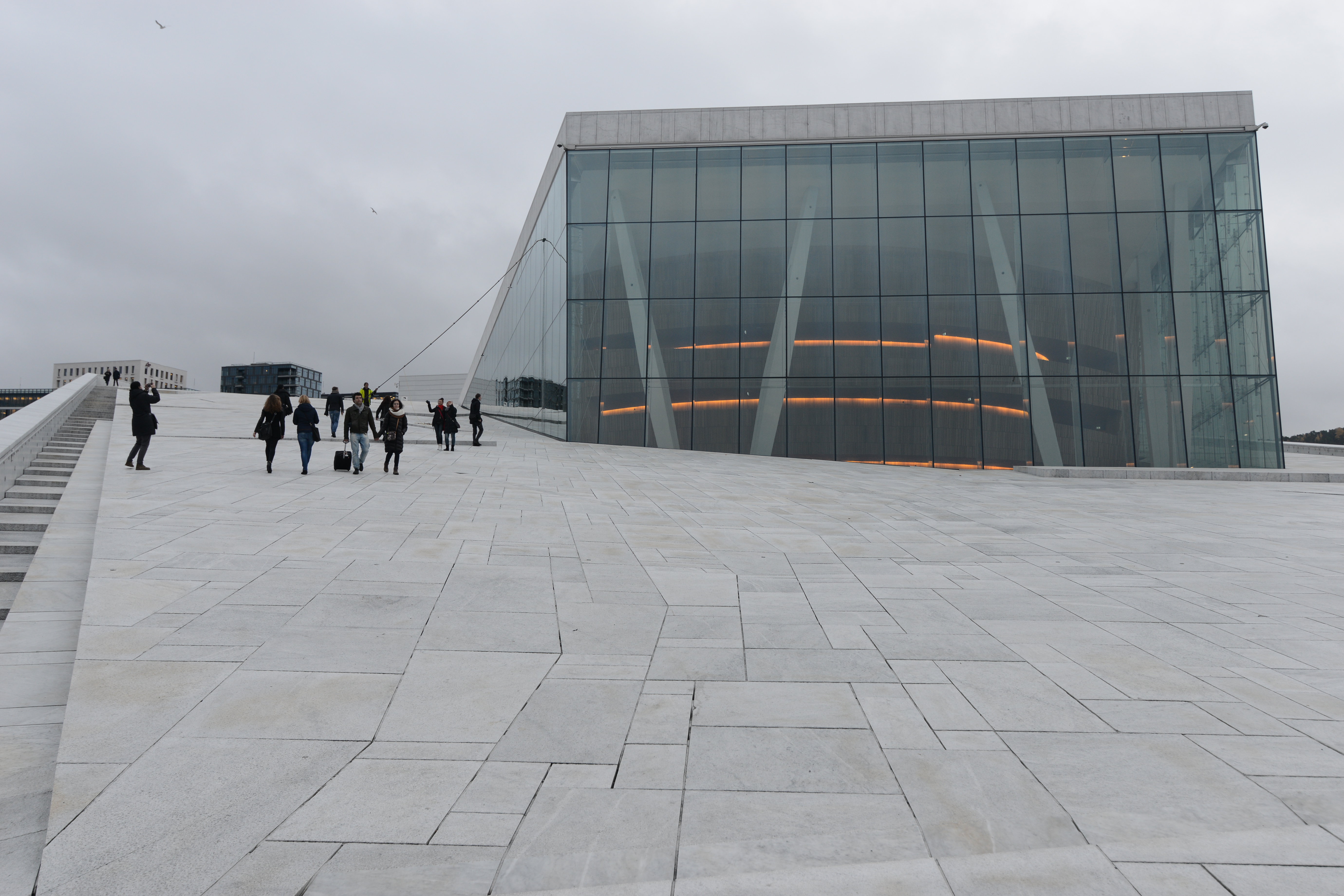 Florin Manole critică dublul discurs al partidelor în negocierile pentru formarea Guvernului