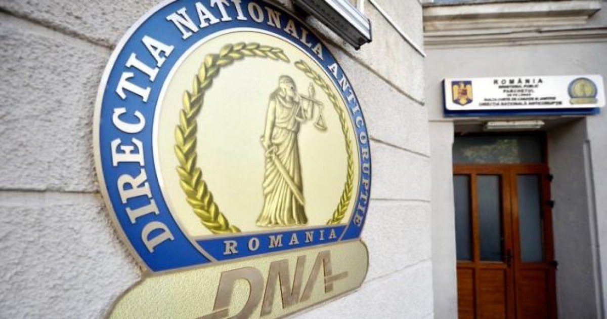 Un bărbat este cercetat de DNA pentru trafic de influență în armată și la Serviciul Județean de Ambulanță