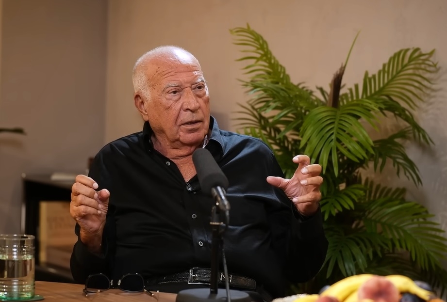 Dan Voiculescu încearcă să atragă foști lideri AUR în noua sa mișcare politică