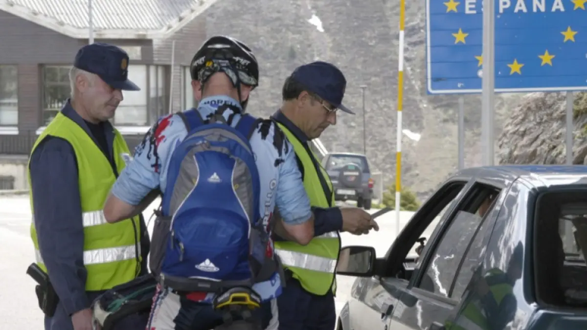 Comisia Europeană pregătește restricții pentru vizele acordate cetățenilor ruși