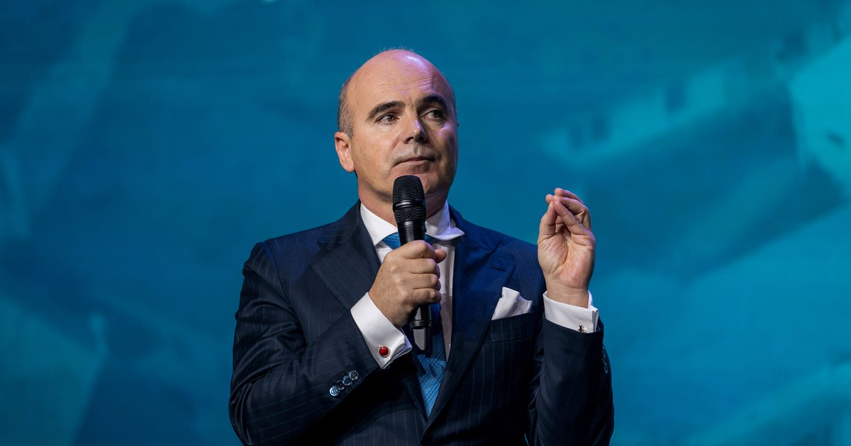 Rareș Bogdan declară că ar renunța la mandatul de europarlamentar pentru un Guvern condus de Luca Niculescu