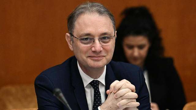 Luca Niculescu continuă consultările cu partidele pentru formarea Guvernului