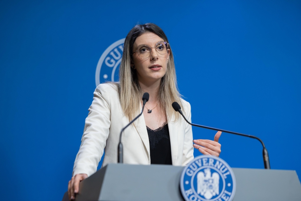 Cetățenii vor putea participa la controalele inspectorilor în păduri. Noi măsuri pentru combaterea tăierilor ilegale