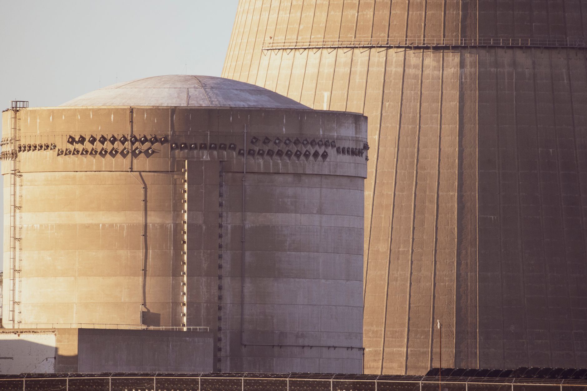 Acuzații de presiuni din partea Bruxelles-ului în proiectul nuclear de miliarde din Ungaria