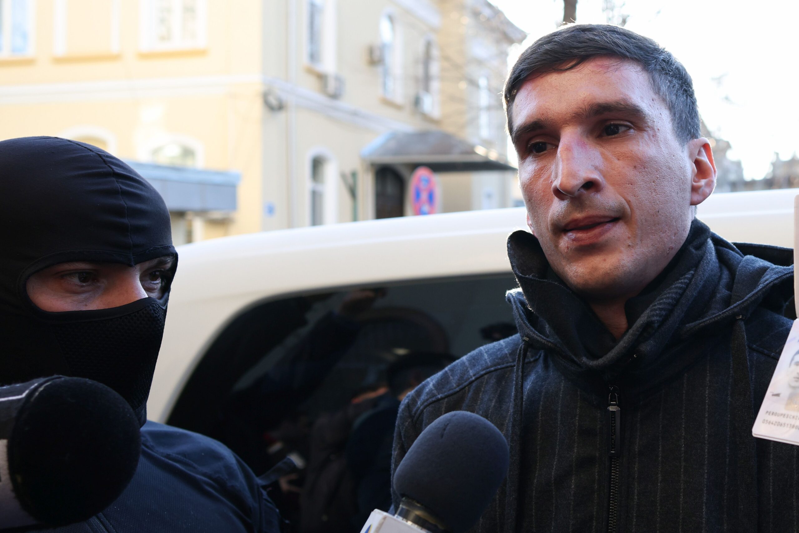 Stenogramele campaniei lui Călin Georgescu: Bogdan Peșchir a finanțat influenceri pe TikTok