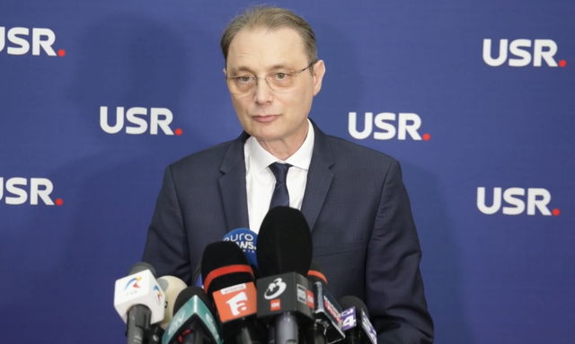 Luca Niculescu mizează pe obținerea votului Parlamentului pentru formarea noului Guvern