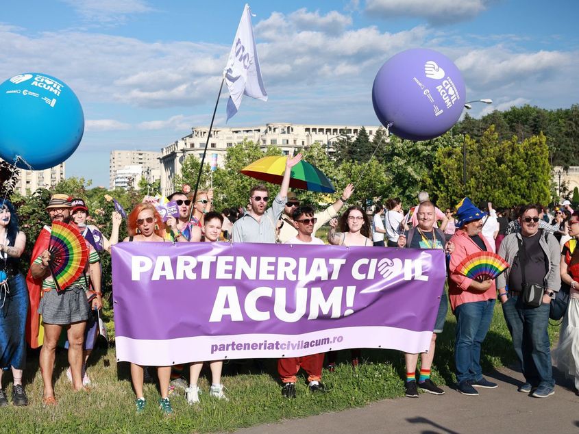 Costuri enorme și lipsă de drepturi pentru cuplurile care nu sunt recunoscute de statul român