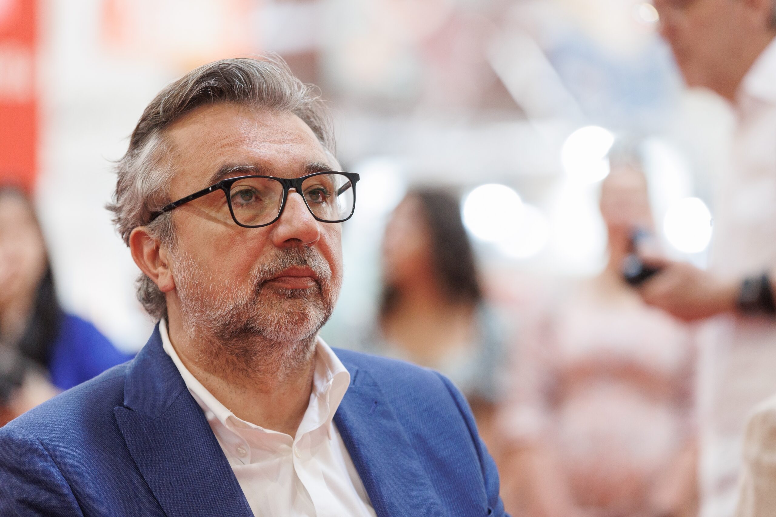Apelul lui Lucian Romașcanu către parlamentari: Deciziile trebuie luate în interesul țării, nu după calcule politice