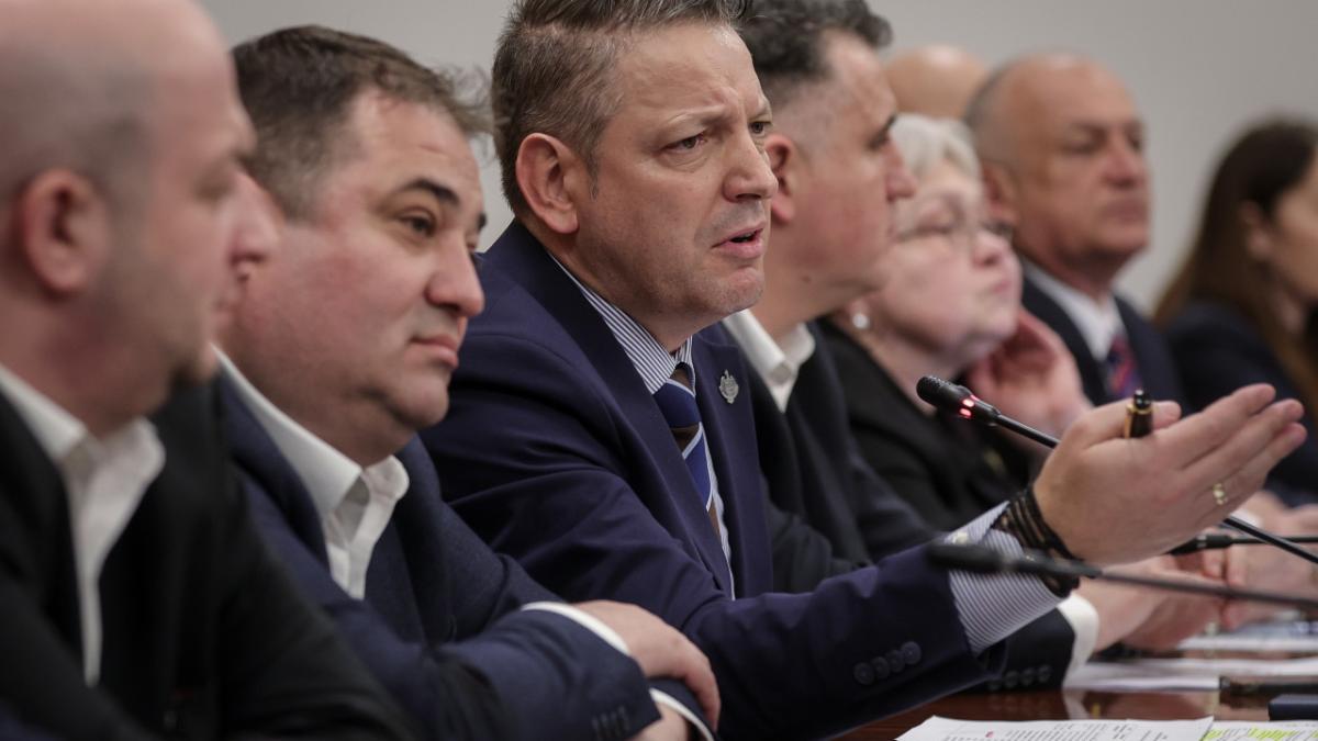 Marius Humelnicu avertizează asupra dificultăților economice și a impactului Inteligenței Artificiale