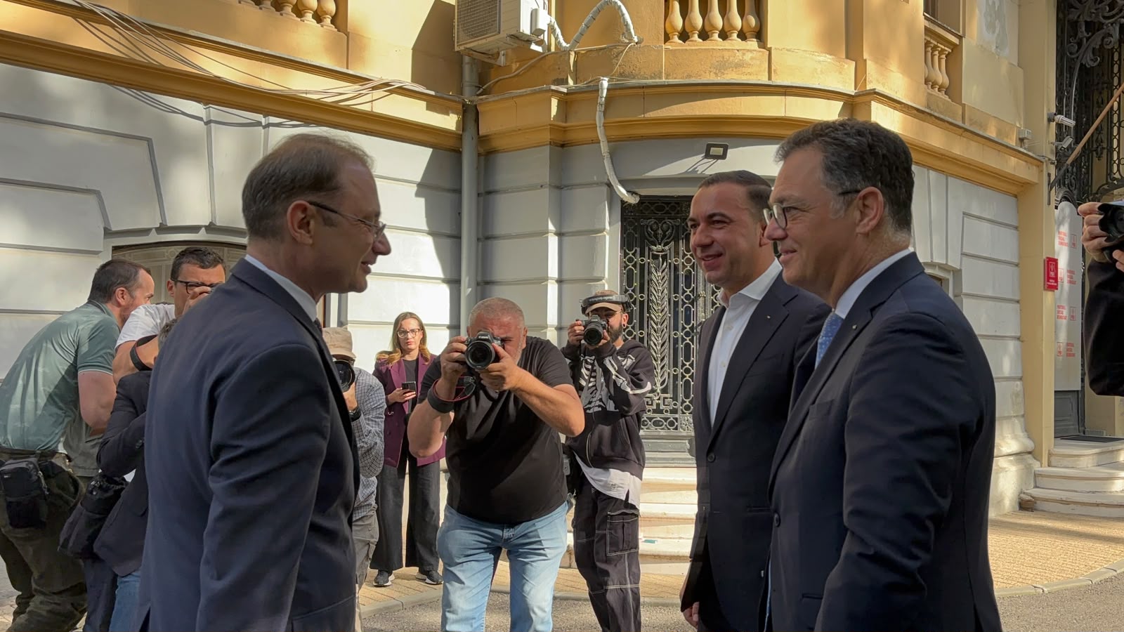 PSD decide miercuri dacă va intra la guvernare în contextul desemnării premierului Luca Niculescu